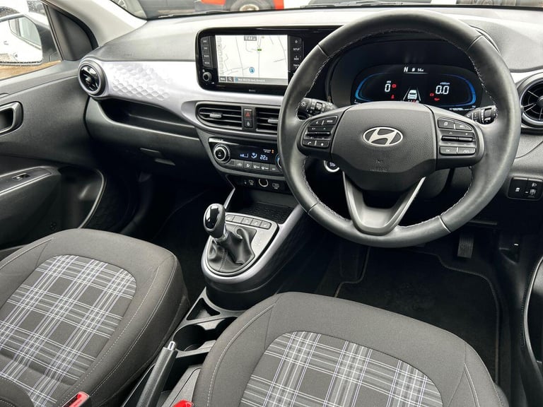 2024 Hyundai i10 1.0 Premium Hatchback 5dr Petrol Auto Euro 6 (s/s) (63 ps) Hatchback PETROL Auto...