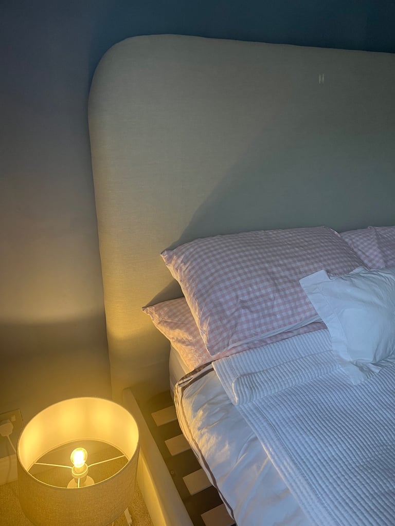 White company King size Melbury natural linen bed 