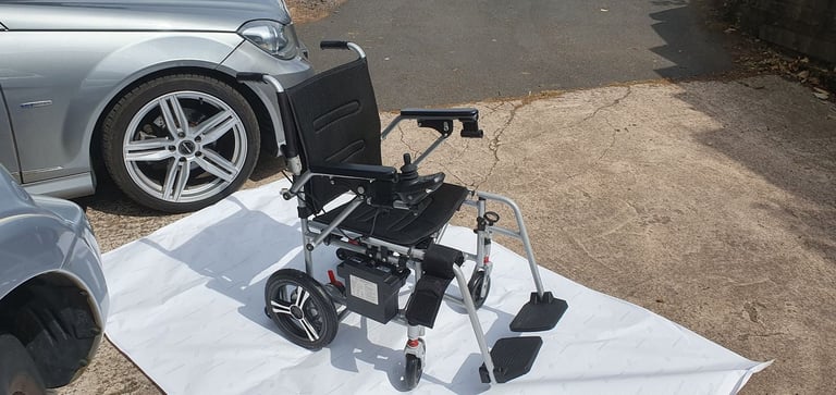 Mobility plus electric wheelchair