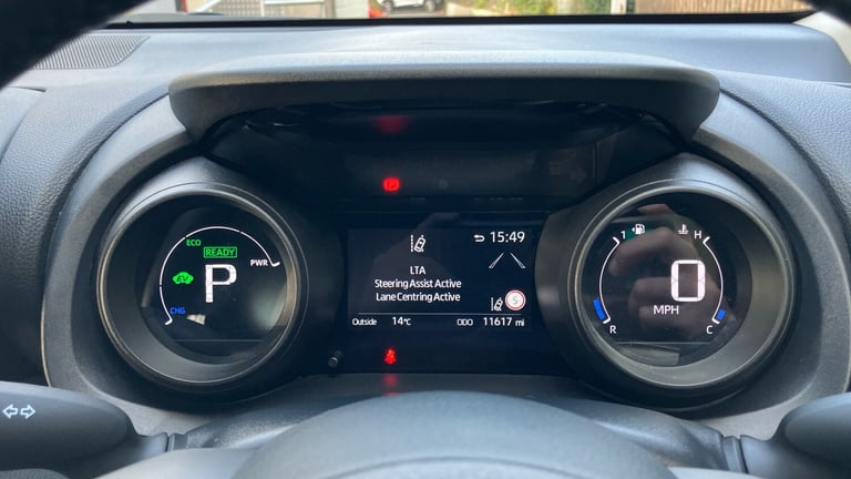 2023 Toyota Yaris 1.5 Hybrid Design 5dr CVT Hybrid Hatchback Hatchback Hybrid Automatic