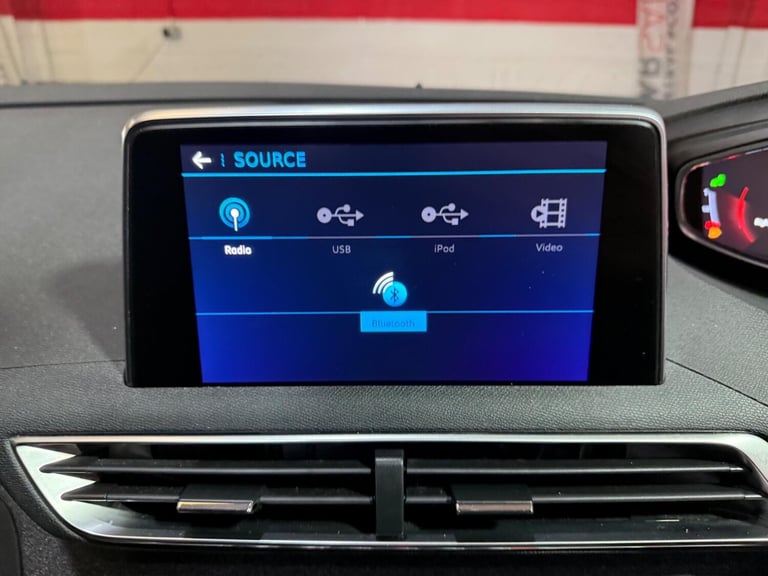 2019 Peugeot 3008 1.2 PureTech Allure Euro 6 (s/s) 5dr HATCHBACK Petrol Manual