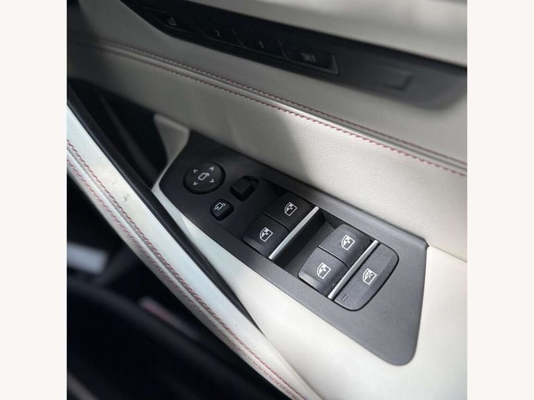 2019 BMW 5 Series 4.4 M5 Auto 4WD 4dr Saloon Petrol Automatic