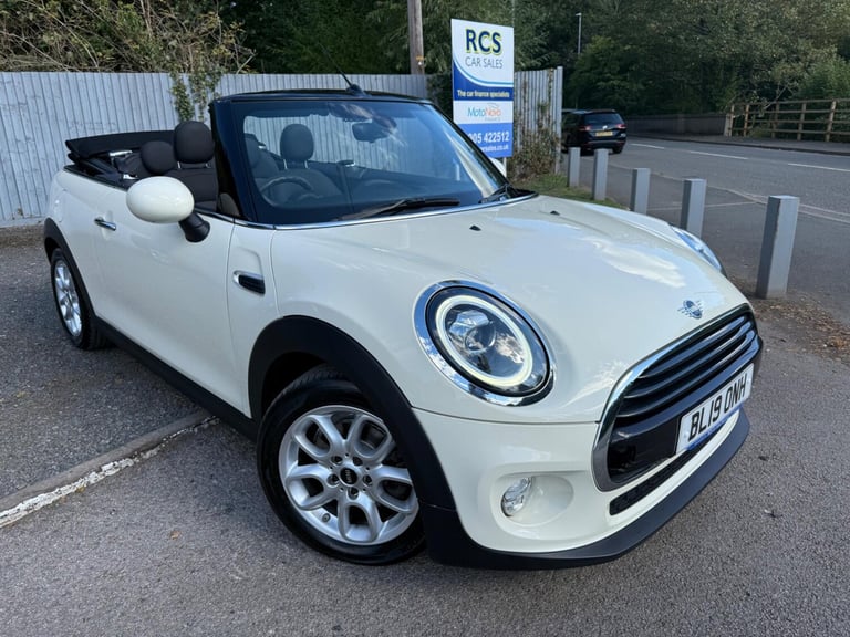 image for 2019 MINI Convertible 1.5 Cooper Classic Euro 6 (s/s) 2dr CONVERTIBLE Petrol Manual