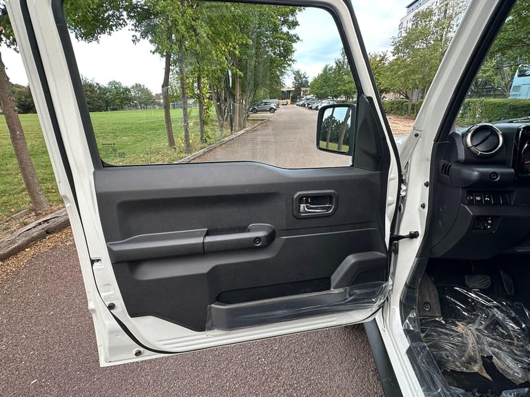  Suzuki Jimny SIERRA 4WD JC 1.5 4WD AUTO Euro 6 5dr Petrol Automatic