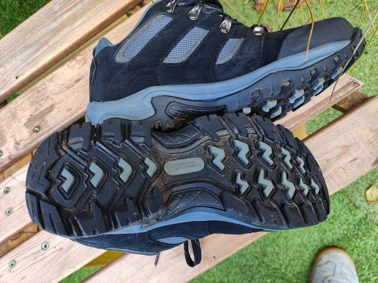 Mountain Warehouse Isodry waterproof breathable men boots size UK 6