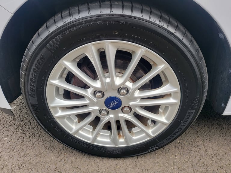 2018 Ford Ka+ ZETEC Hatchback PETROL Manual