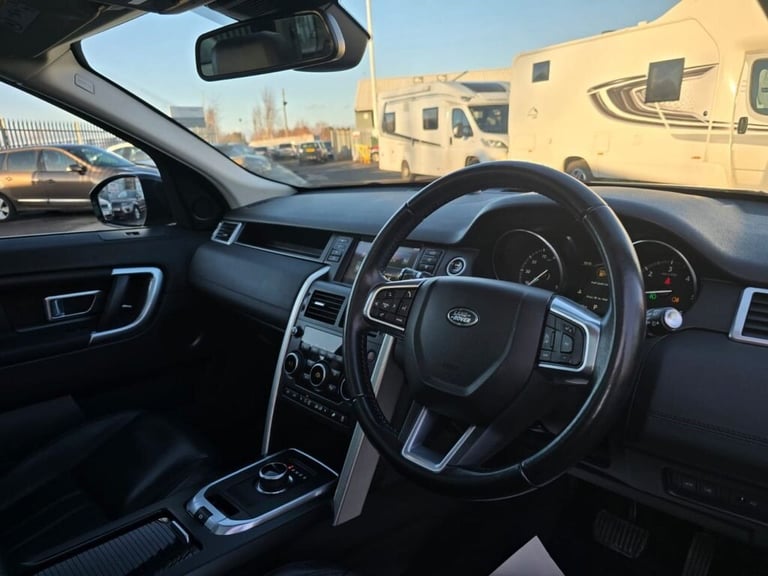 2016 Land Rover Discovery Sport 2.0 TD4 HSE SUV 5dr Diesel Auto 4WD Euro 6 (s/s) (180 ps) ESTATE ...