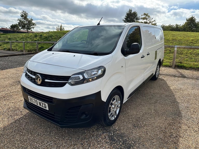 2020 Vauxhall Vivaro 1.5 Turbo D 2900 Dynamic L2 H1 Euro 6 (s/s) 6dr PANEL VAN Diesel Manual