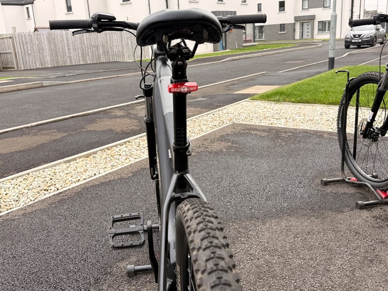 CUBE REACTION Electric Mountain  Bike x 2 & Towbar Mounted Carrier