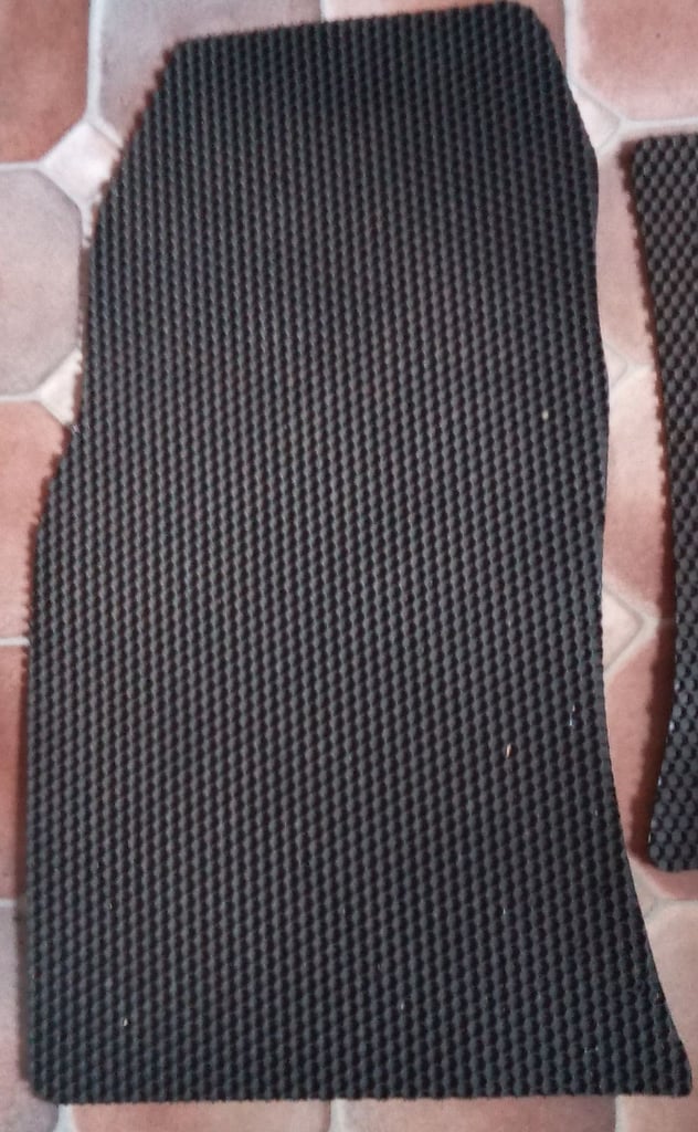 Rubber car mats