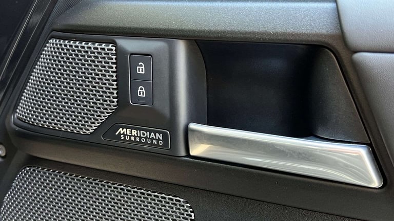 2023 Land Rover Defender 5.0 P525 V8 Carpathian Edition 90 3dr Auto ESTATE PETROL Automatic