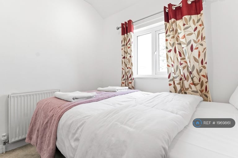 3 bedroom house in Harebell Crescent, Dudley, DY1 (3 bed) (#1969861)