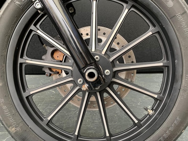 HARLEY-DAVIDSON XL 883 N IRON 14 HPI CLEAR