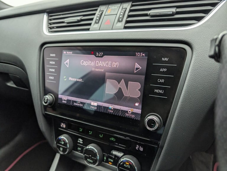 2019 Skoda Octavia 1.5 TSI ACT SportLine Estate 5dr Petrol DSG Euro 6 (s/s) (150 ps) - SAT NAV ES...