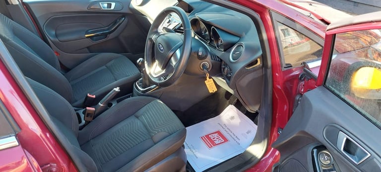 2014 Ford Fiesta 1.0 100ps EcoBoost s/s Zetec, ONLY 36,807 MILES