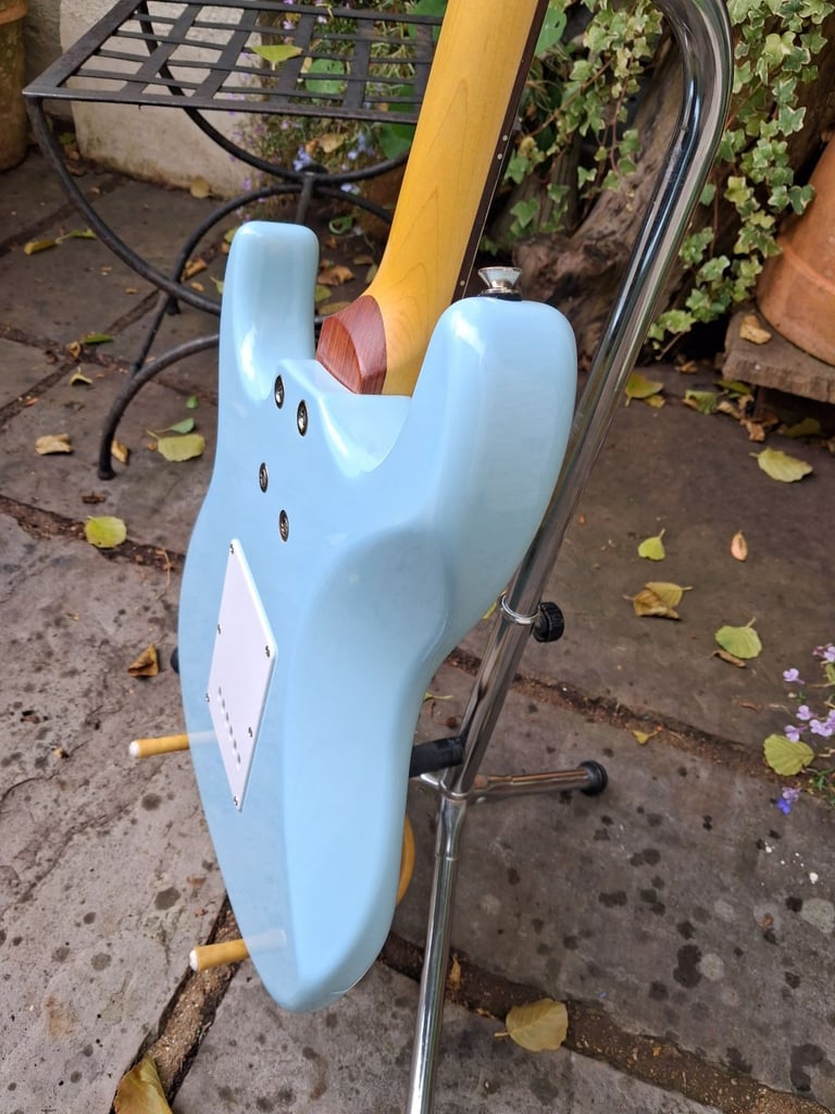 JHS Vintage Advance AV6 Laguna Blue Electric Guitar. New/old stock. Unplayed.