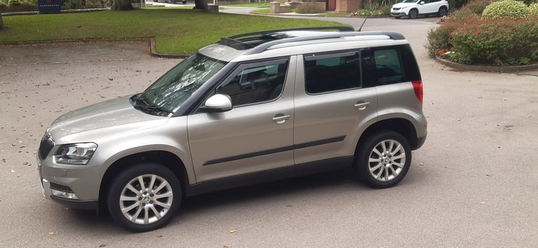 image for Skoda, YETI OUTDOOR, Hatchback, 2016, Manual, 1197 (cc), 5 doors