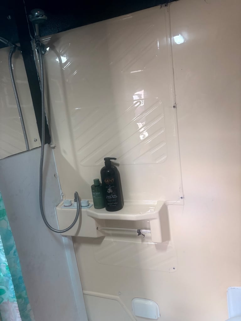 Avondale caravan 4 berth