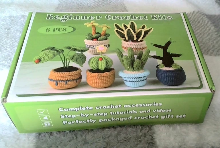 SCREWDRIVER, ICE CREAM MAKER, FRUIT TEAS IN 2 BOXES, CROCHET KIT