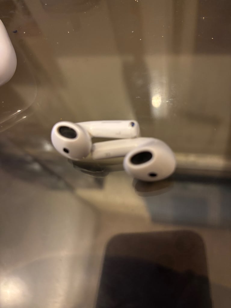 AirPods - used twice
