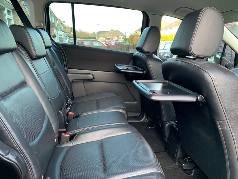 Mazda 5 - 7 Seater - Automatic Rear Doors-Sat Nav-Reverse Camera-Leather Interior