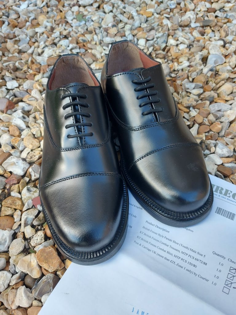 Cadet Parade Shoes - Size 5 and in Great Condition