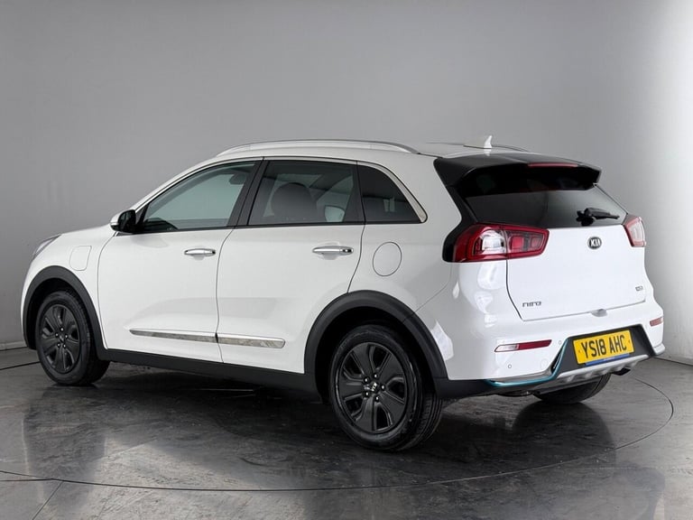2018 Kia Niro 1.6 GDi 8.9kWh 3 DCT Euro 6 (s/s) 5dr ESTATE PETROL/ELECTRIC Automatic