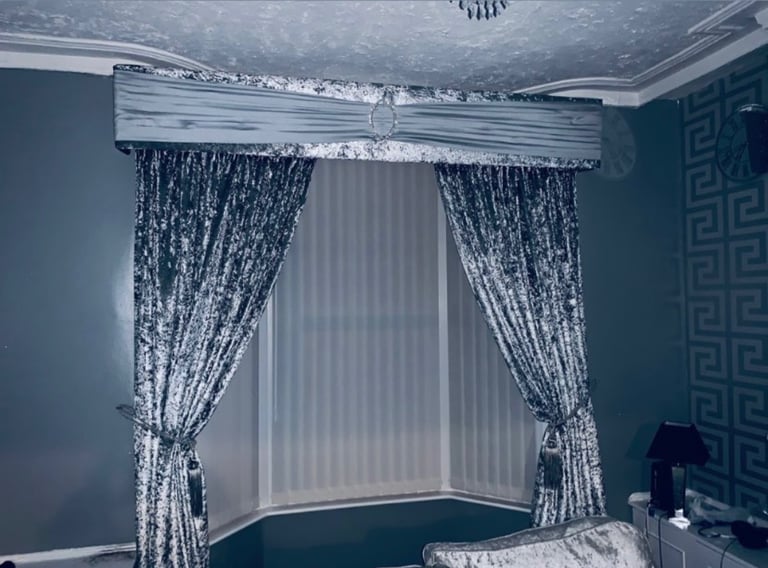 Large silver crush velvet curtains PELMET NOT INCLUDED 