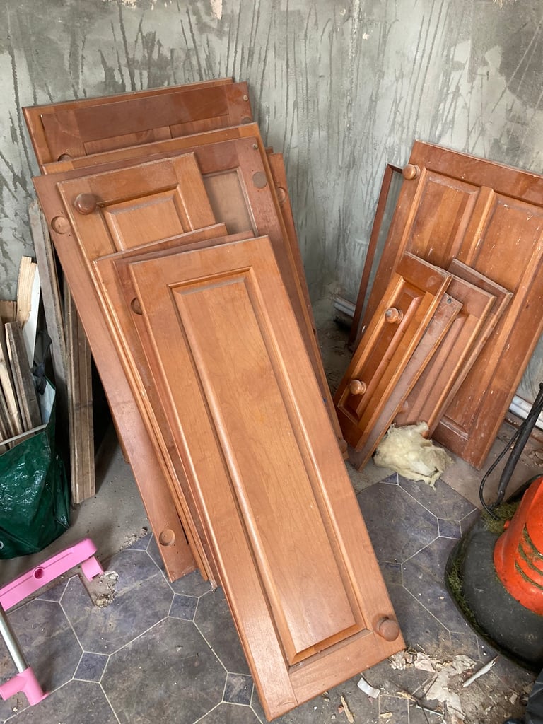 Free wooden kitchen cupboard doors