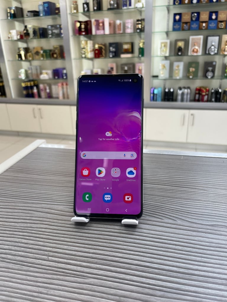 Samsung Galaxy S10 128GB Unlocked Mint Condition