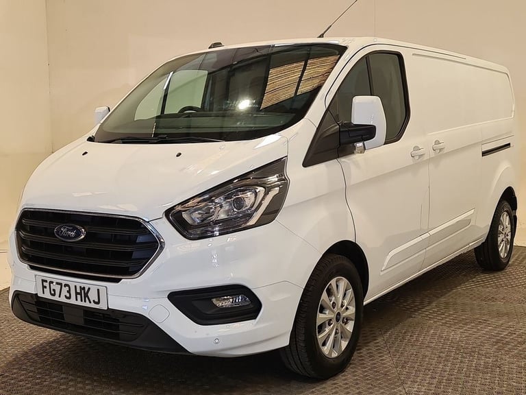 FORD TRANSIT CUSTOM 2.0 300 ECOBLUE LIMITED P/V L2 H1 130 BHP LWB DIESEL