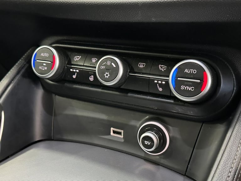 2017 Alfa Romeo Stelvio 2.2 TD Milano Edizione SUV 5dr Diesel Auto Q4 AWD Euro 6 (s/s) (210 ps) E...