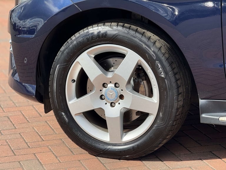 2013 Mercedes-Benz M Class 2.1 ML250 AMG Sport Bluetec Auto 4WD 5dr SUV Diesel Automatic