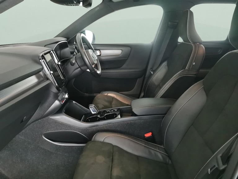2021 Volvo XC40 1.5 T4 Recharge PHEV R DESIGN 5dr Auto ESTATE PETROL/ELECTRIC Automatic