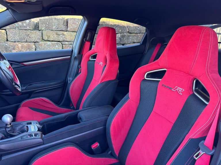 2018 (68) HONDA CIVIC 2.0 VTEC TYPE R GT 5DR MANUAL - 16,600 miles - 