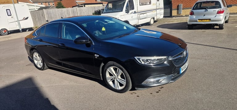 image for Vauxhall, INSIGNIA, Hatchback, 2018, Manual, 1598 (cc), 5 doors