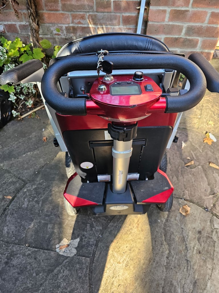 Drive Devilbiss AutoFold Elite Auto Folding Mobility Scooter With Suspension