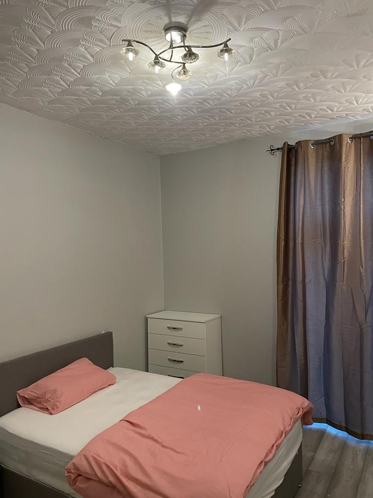 ***ROOM TO RENT***DOUBLE ROOM in CITY ROAD B16***ALL DSS ACCEPTED***