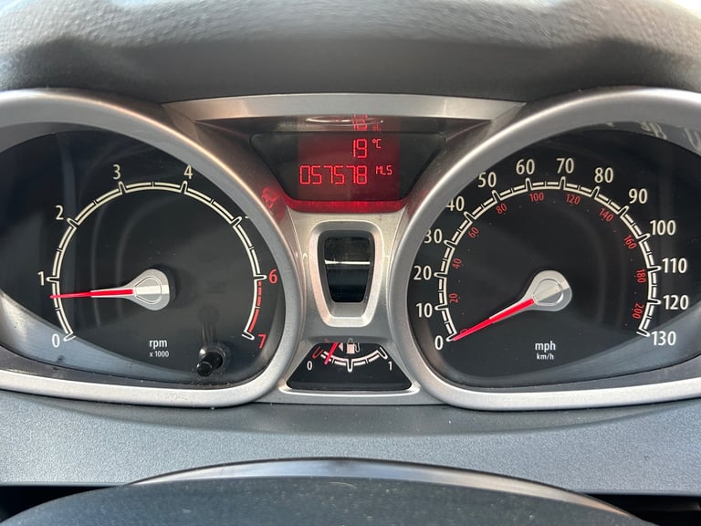 Ford fiesta titanium 57k mileage 2010