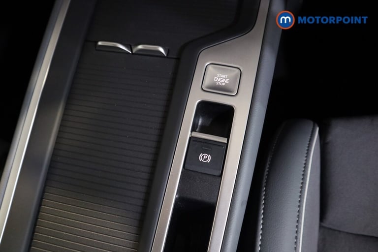 2025 Volkswagen Passat 1.5 TSI eHybrid Life 5dr DSG ESTATE PETROL/ELECTRIC Automatic