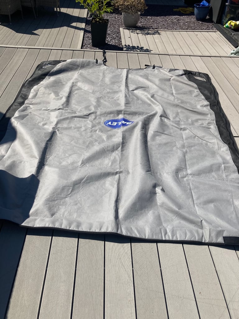 Caravan front towing cover