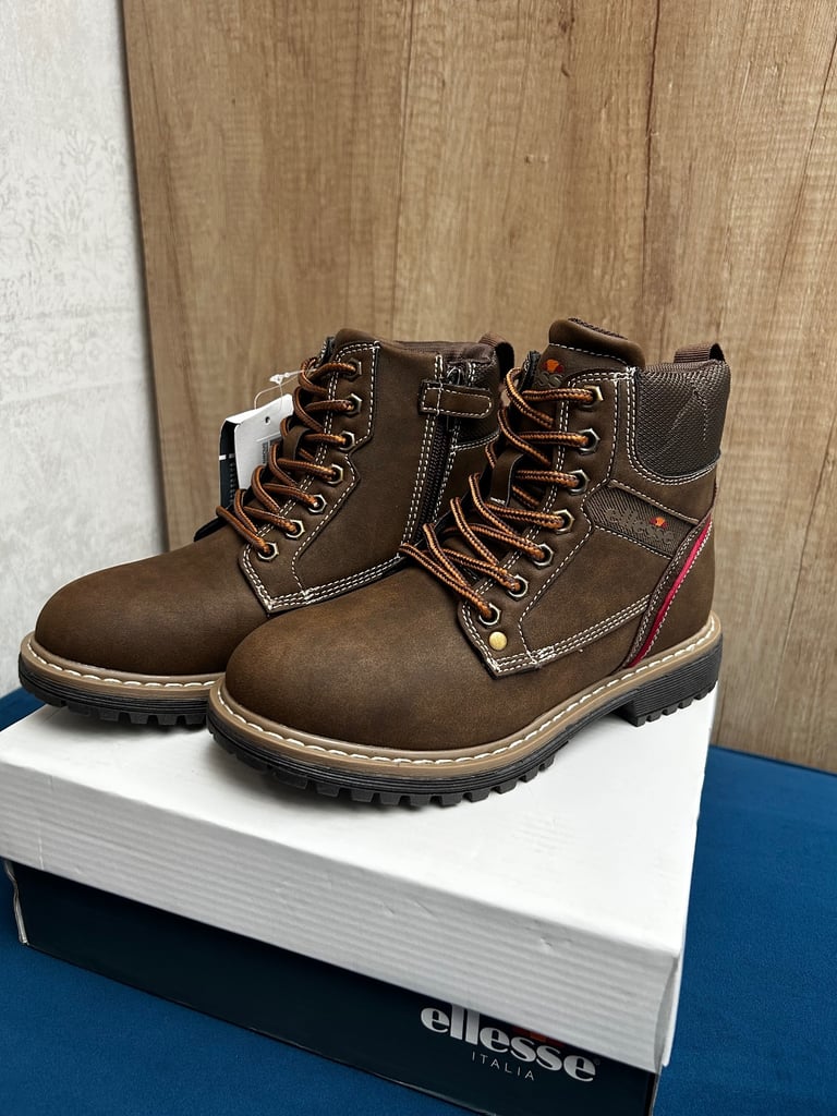 image for Ellesse Kids Brown Lace-Up Boots – Size UK 13.5/ EU 32