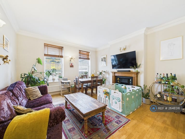 image for 2 bedroom flat in Bethnal Green Road, London, E2 (2 bed) (#2648516)