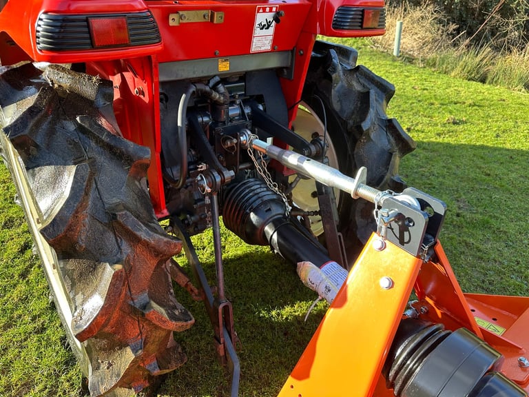 YANMAR AF17 4WD Compact Tractor & New 4ft Flail Mower *** NICE *** 17 HP ** 1670 Hours