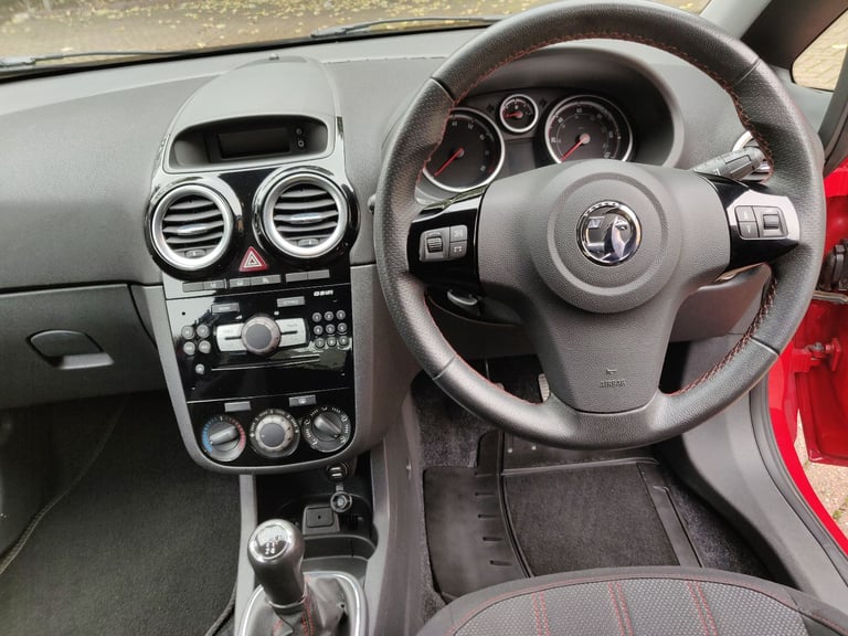 VAUXHALL CORSA 1.2 SXi 2014 64 REG RED 3 DOOR HATCH 5 SPEED MANUAL A/C 98K ULEX FREE EXCELLENT!