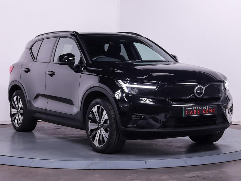 image for 2023 Volvo XC40 Plus P8 AWD (408 hp) ESTATE Electric Automatic