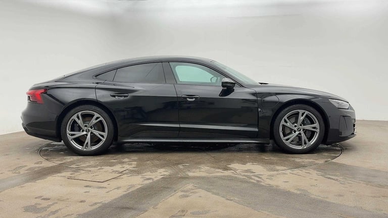2023 Audi e-tron GT 93.4kWh Auto quattro 4dr Saloon ELECTRIC Automatic