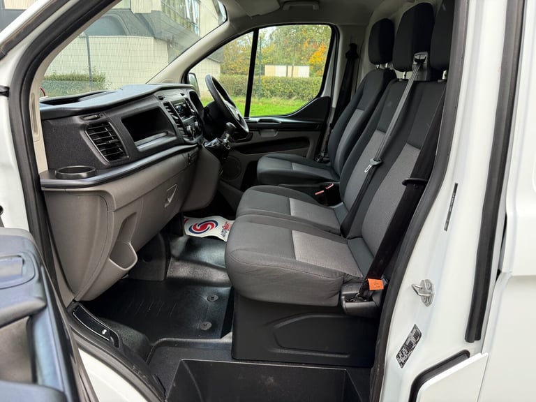 2018 Ford Transit Custom 2.0 TDCi 130ps 340 High Roof Van LWB  PANEL VAN Diesel Manual