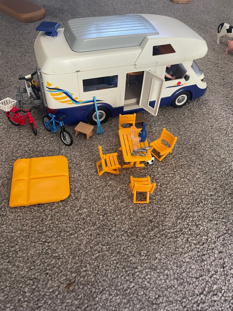 image for Playmobil motorhome