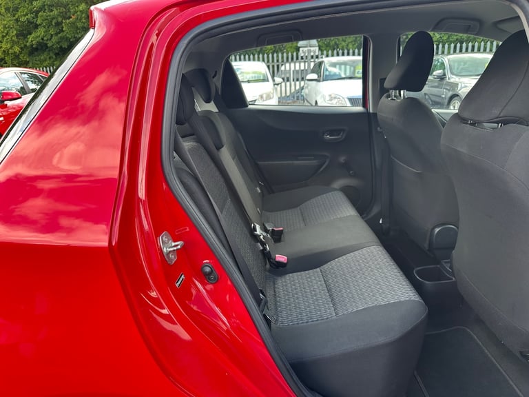 2013 Toyota Yaris 1.33 Dual VVT-i TR Hatchback 5dr Petrol Manual Euro 5 (101 ps)